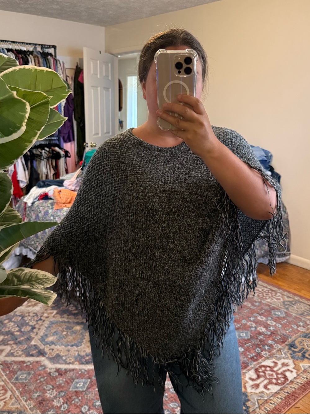 Mossimo gray knit fringe poncho